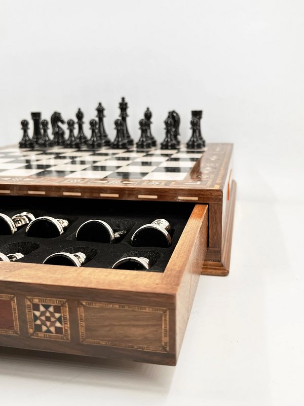 High Quality Personalized Handmade Black And White Chess Board With Chess Pieces Storage Drawer Chess